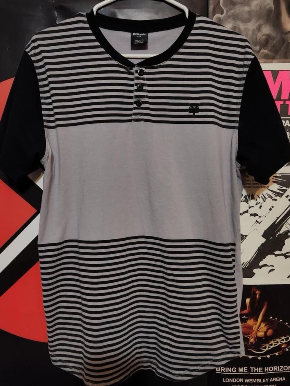 Y2K cyber skate style zoo York shirt
